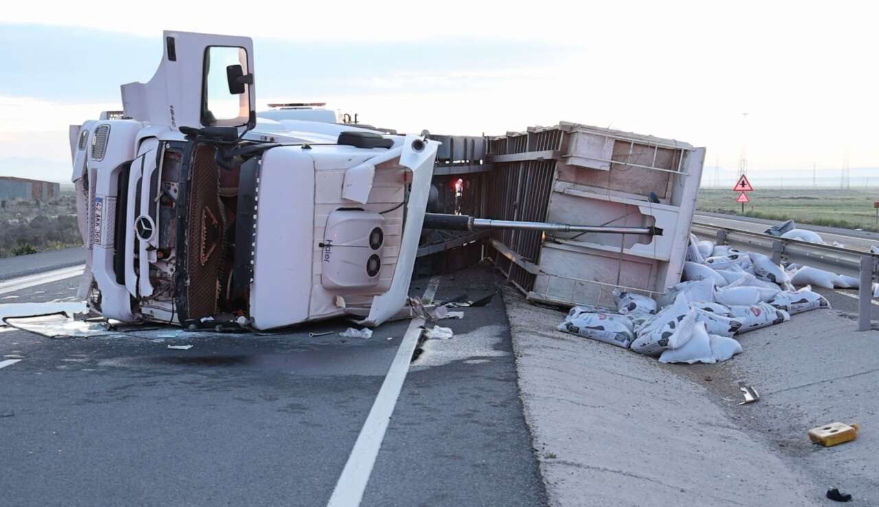Konya yolunda feci kaza! 6 yaralı var 14